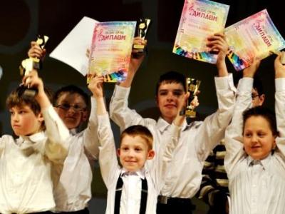 Учащиеся и преподаватели Детской школы искусств им. Исаака и Максима Дунаевских вновь покорили своим мастерством Северную столицу.