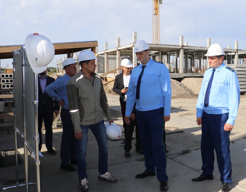 В Гурьевском округе школы строятся по графику
