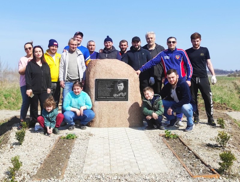 Когда народ един, он горы сдвинет