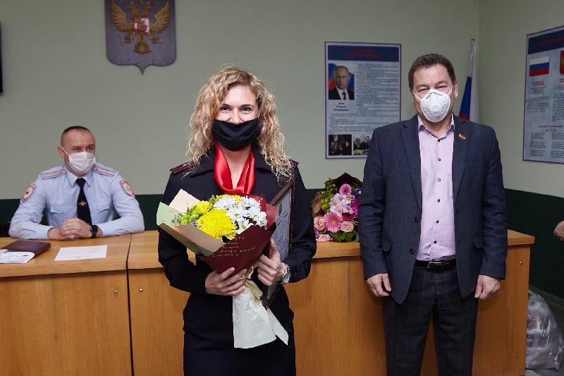 Со словами благодарности