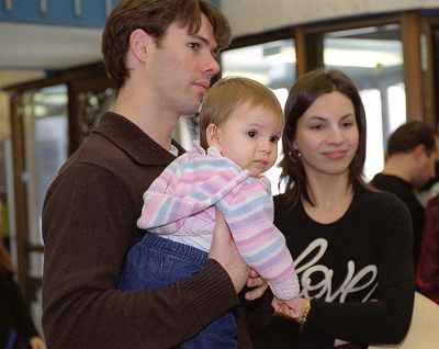 Студенческие семьи начинают получать ежемесячное пособие