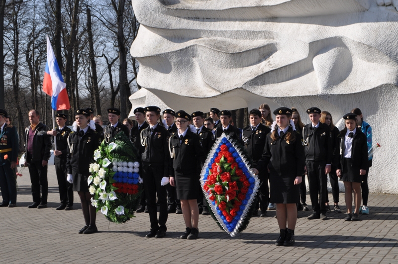 Сквозь поколения и года