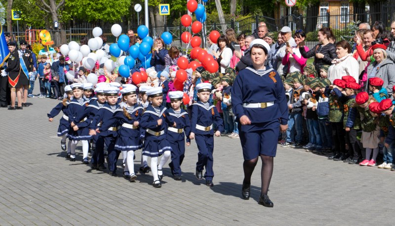 Детсадовцы встали в строй