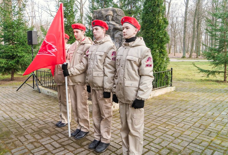 Вспомним всех, кто с нами был 