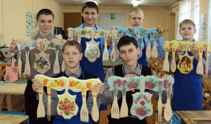 Себя показать, у других поучиться