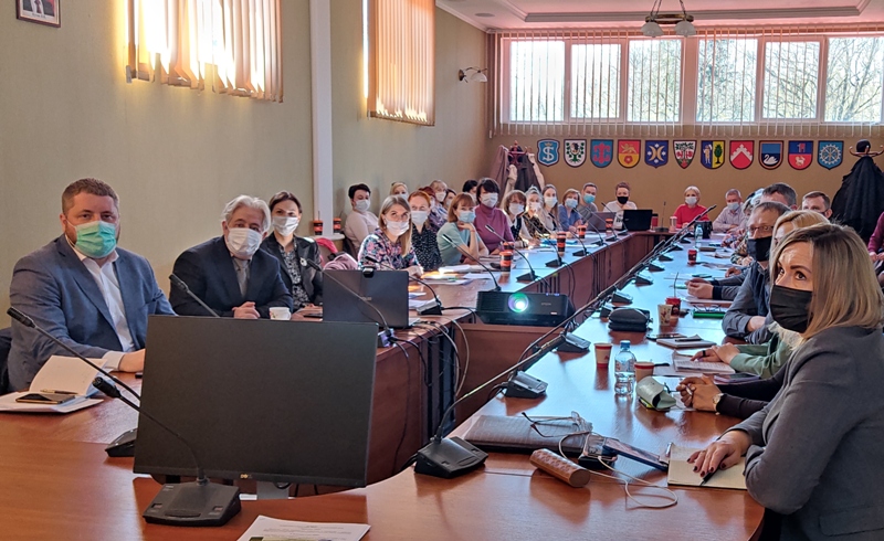 В помощь – новые знания