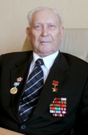 Связь – это нерв, это фронта артерия