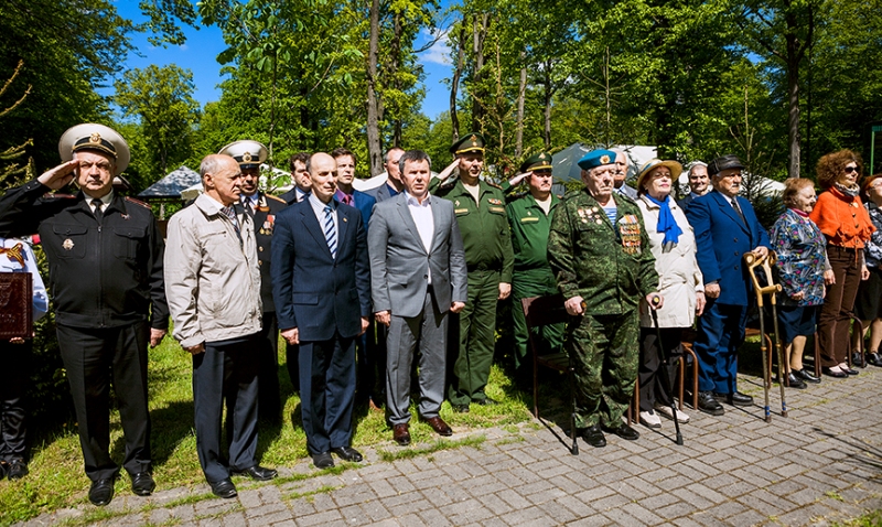 Готовы Отчизне служить