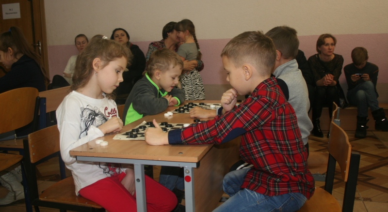 Тон задавали детсадовцы