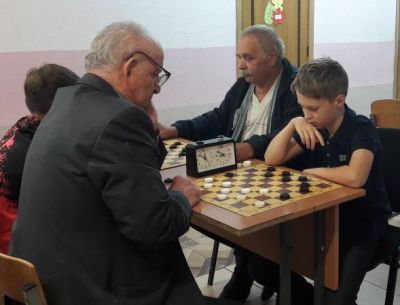 Леонид Шихалеев – лучший шашист области