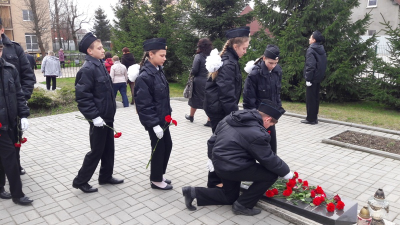 Почтили память солдат