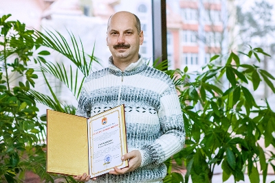 Отметили достойных