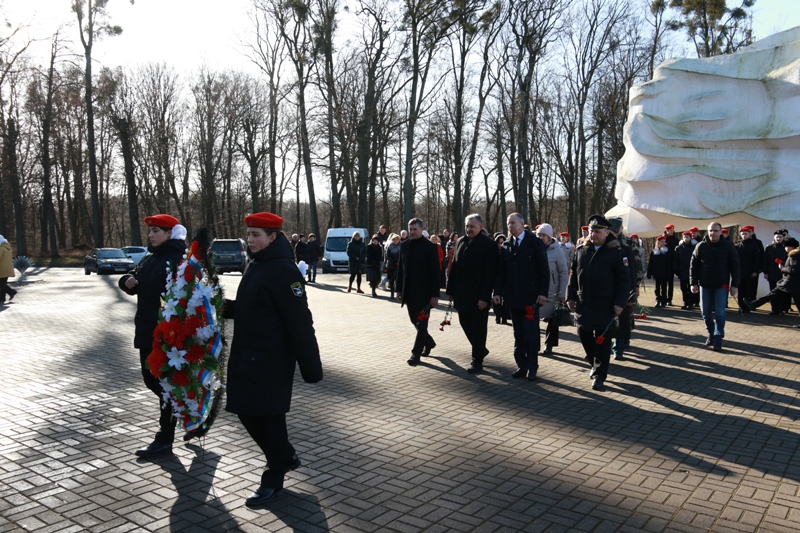 В Гурьевске у мемориала славы вспоминали воинов-афганцев