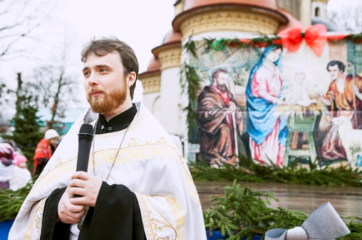 2 марта - Прощеное воскресенье. Это последний день перед началом Великого поста. В этот день просят прощения и прощают всем накопившиеся  обиды. Почему надо это делать и как, мы попросили рассказать отца Владимира, настоятеля гурьевского Храма Вознесения Господня.