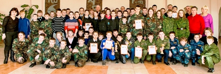 Вторая открытая зимняя военно-спортивная игра «Звезда» среди учащихся кадетских и военно-патриотических классов округа и области проходила именно под девизом Олимпийских игр в Сочи.