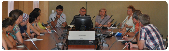Какова процедура выделения участков, сколько человек уже получили наделы, будут ли подводить коммуникации - эти и другие вопросы обсудили на круглом столе многодетные семьи и руководители структурных подразделений районной администрации.