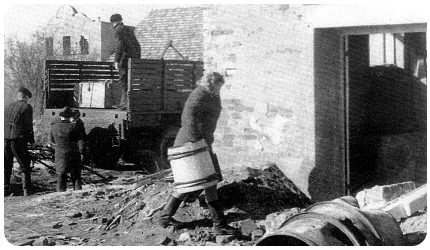 Калининградская область - земля переселенцев, жизнь которых на новом месте складывалась нелегко. Откуда и какими путями-дорогами ехали, как ставили Янтарный край - в том числе наш район - на ноги и почему уезжали назад