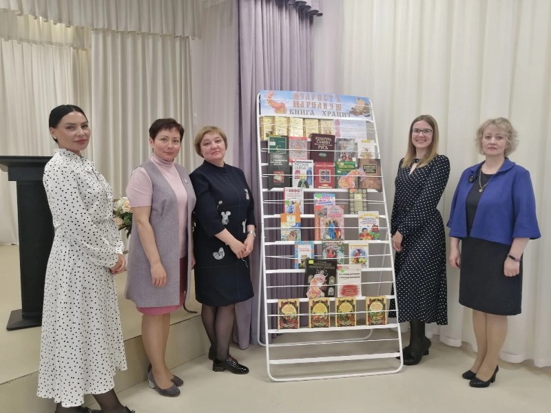 Гурьевской централизованной библиотечной системы рассказали подрастающему поколению, что же такое культура и славянская письменность
