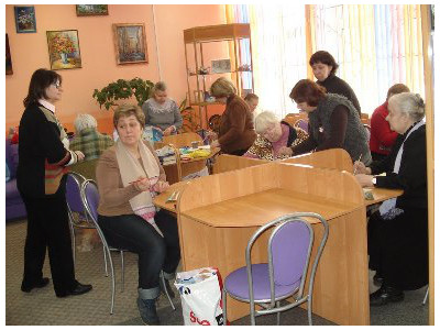 женский клуб «Хозяюшки», созданный при маршальском Доме культуры