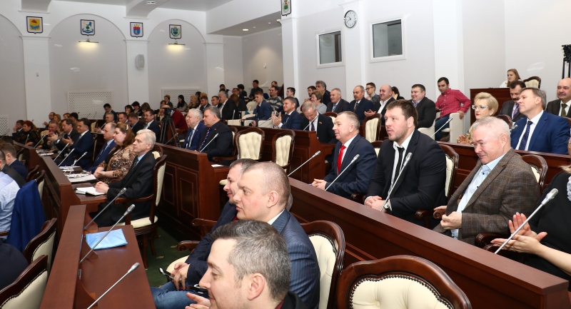Общепризнанный лидер: депутаты областнойДумы оценили развитие округа