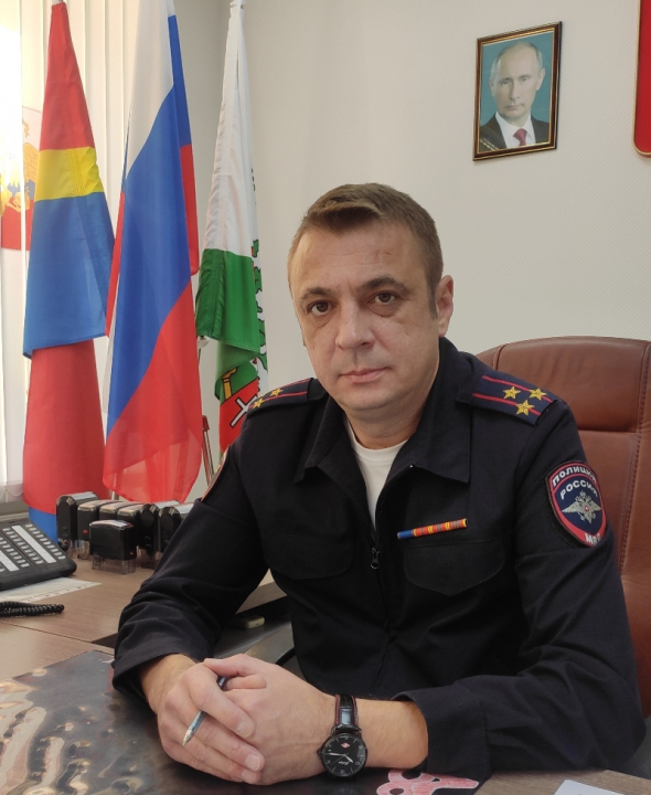 Накануне профессионального праздника журналист «НВ» побеседовал с начальником ОМВД «Гурьевский» Андреем ФИЛИППОВЫМ