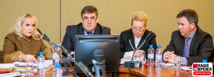Нынешний год указом президента страны объявлен годом культуры. О его реализации в Янтарном крае говорили на региональном совещании под руководством заместителя председателя областного правительства Алексея Силанова в Гурьевске. 