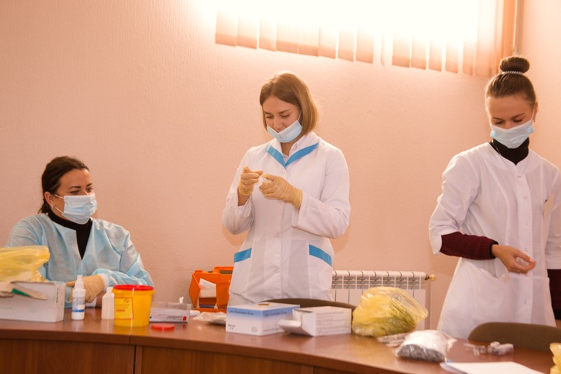 На прививку становись! 