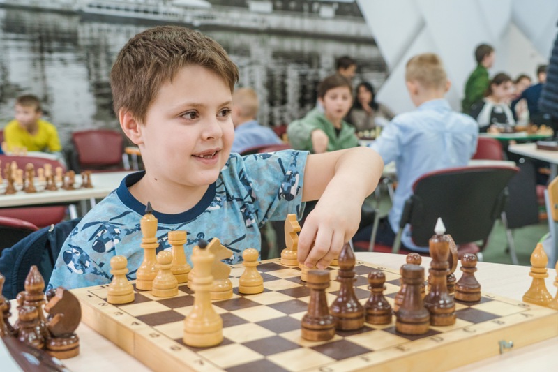 В Храбровской школе прошел муниципальный этап шахматного турнира