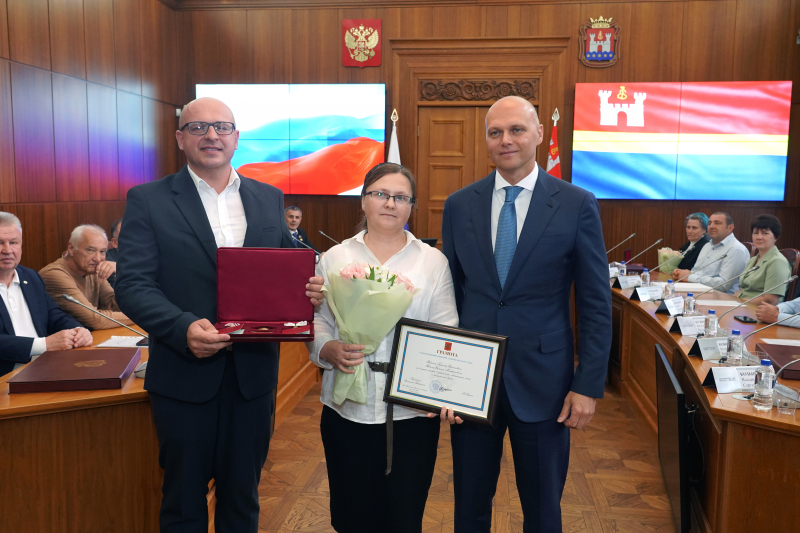 Награда – лично в руки