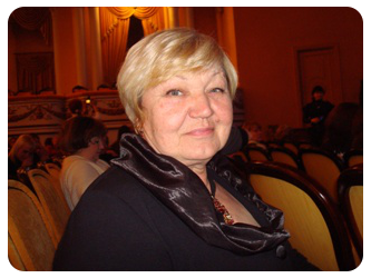 Анна СМОТРОВА