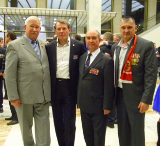 Слева направо: В. Черненко (г. Гвардейск),А. Чепурной (лидер ООО ИВА - «Инвалиды войны»),В. Шишов (г. Москва), О. Родников (г. Гурьевск)