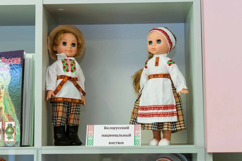 Гурьевская централизованная библиотечная система на базе рассветовской библиотеки реализовывает масштабный проект под названием «Радуга дружбы»